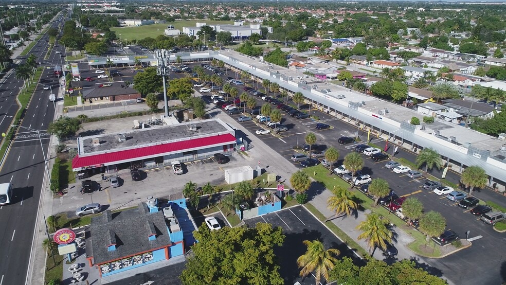 4705-4773 NW 183rd St, Miami Gardens, FL à louer - Photo de l’immeuble – Image 3 sur 4