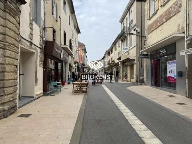 Local commercial dans Pertuis à louer - Photo de l’immeuble – Image 1 sur 4