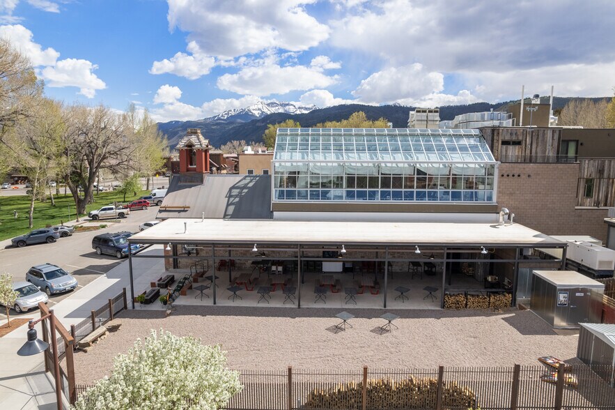 185 N Lena St, Ridgway, CO à louer - Photo de l’immeuble – Image 3 sur 27