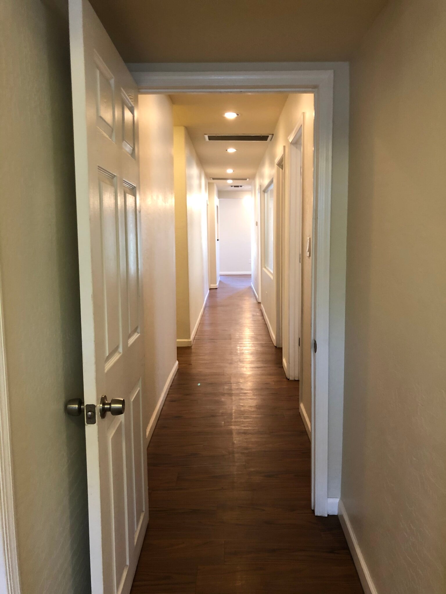 1137 W McDowell Rd, Phoenix, AZ à louer Photo intérieure– Image 1 sur 7