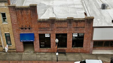 214 Main St, Fort Mill, SC à louer Photo de l’immeuble– Image 1 sur 10