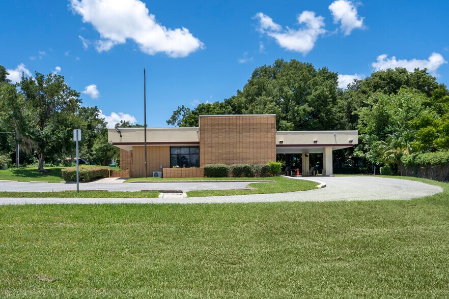 410 E Palm St, Fruitland Park, FL à vendre - Photo de l’immeuble – Image 3 sur 13