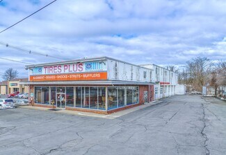 Plus de détails pour 1059 Ulster Ave, Kingston, NY - Local commercial à vendre