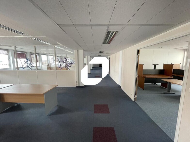 Bureau dans Créteil à louer - Photo intérieure – Image 1 sur 8