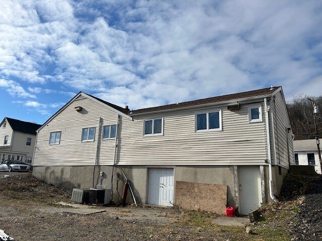 264 Orange Tpke, Sloatsburg, NY à vendre - Photo de l’immeuble – Image 2 sur 7