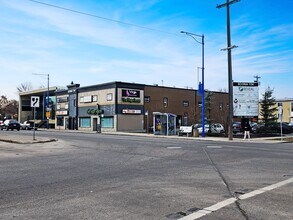 7718 104 St NW, Edmonton, AB à louer Photo intérieure– Image 2 sur 3