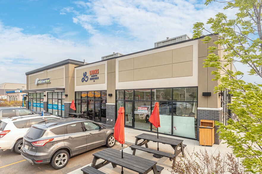 275 Carnegie Dr, St. Albert, AB à louer - Photo principale – Image 1 sur 6