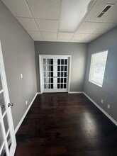 2119 Westmead Dr SW, Decatur, AL à louer Photo intérieure– Image 2 sur 5