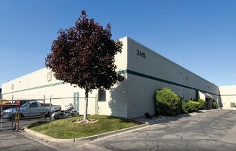 2415-2435 Custer Rd, Salt Lake City, UT à louer Photo de l’immeuble– Image 1 sur 1