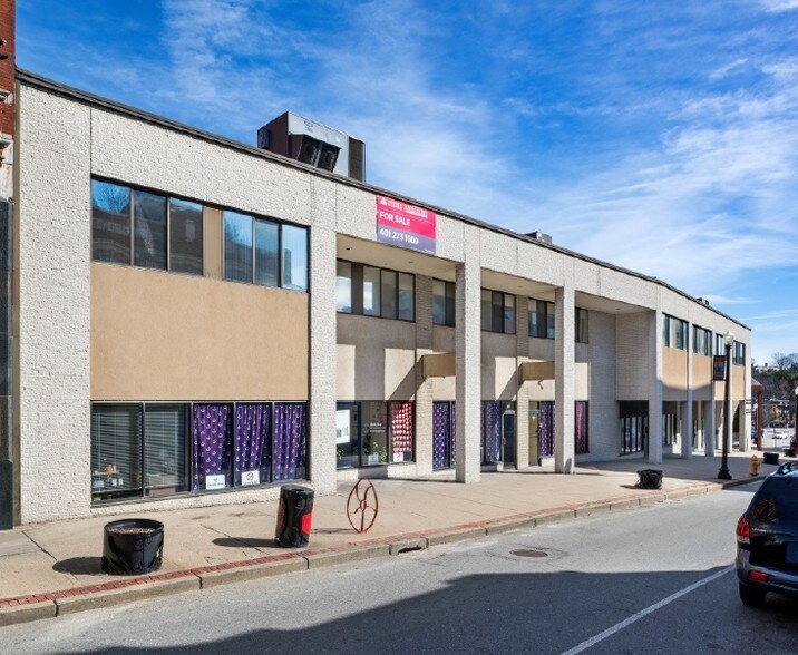 217-235 Main St, Pawtucket, RI à vendre - Photo principale – Image 1 sur 14