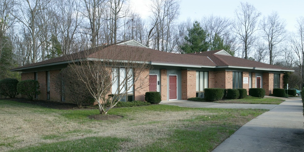 12077-12091 Gayton Rd, Richmond, VA à louer - Photo principale – Image 1 sur 16