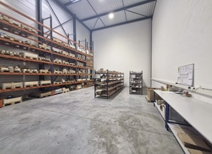 Industriel/Logistique dans Vaires-sur-Marne à louer Photo intérieure– Image 2 sur 4
