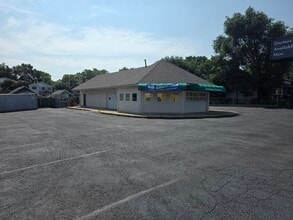 4509 Rainbow Blvd, Kansas City, KS à louer Photo intérieure– Image 2 sur 5