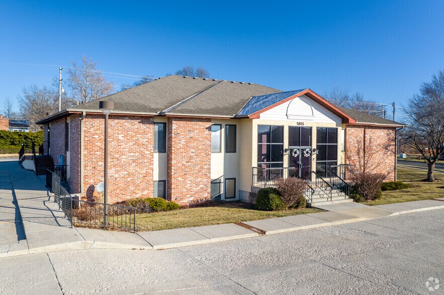 5815 SW 29th St, Topeka, KS à vendre - Photo principale – Image 1 sur 12