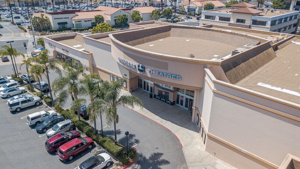641 Camino de los Mares, San Clemente, CA à louer - Aérien – Image 2 sur 9