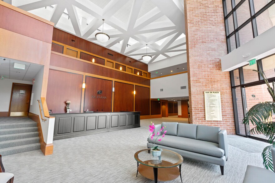 600 N Rosemead Blvd, Pasadena, CA à louer - Photo intérieure – Image 2 sur 17