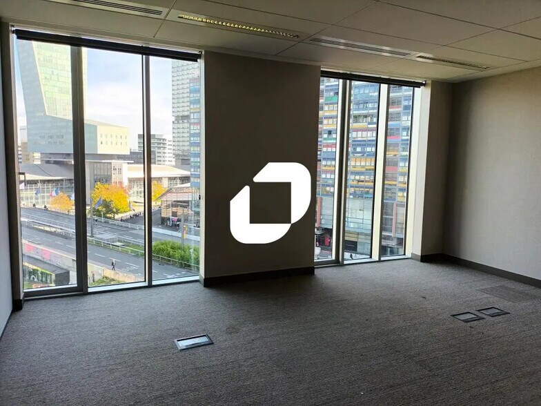 101 Avenue Le Corbusier, Lille à louer - Photo de l’immeuble – Image 3 sur 10