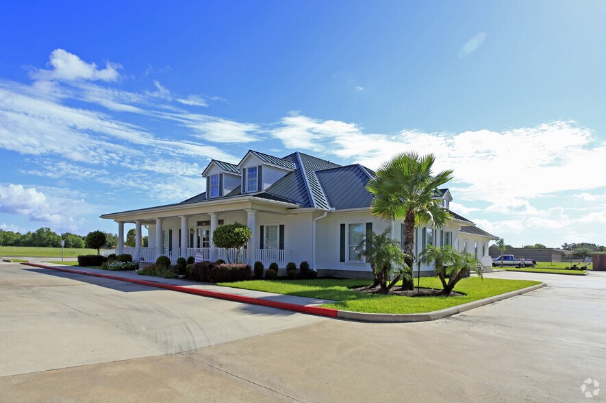 4601 Center St, Deer Park, TX à louer - Photo de l’immeuble – Image 3 sur 4