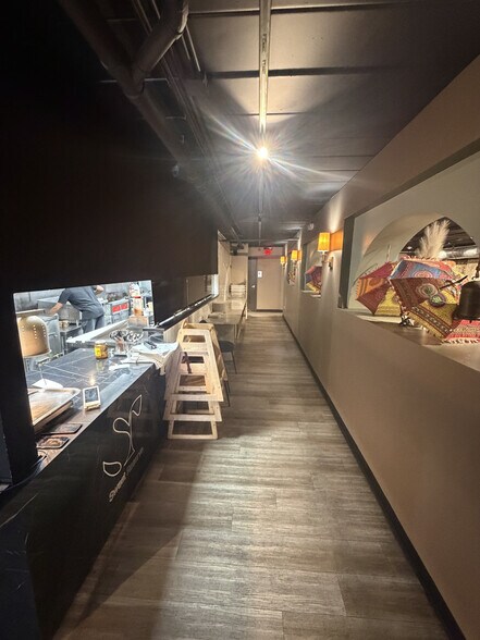 620-622 N Milwaukee Ave, Libertyville, IL à vendre - Photo intérieure – Image 2 sur 10