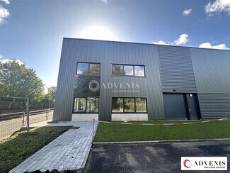 Plus de détails pour Local d’activités à vendre