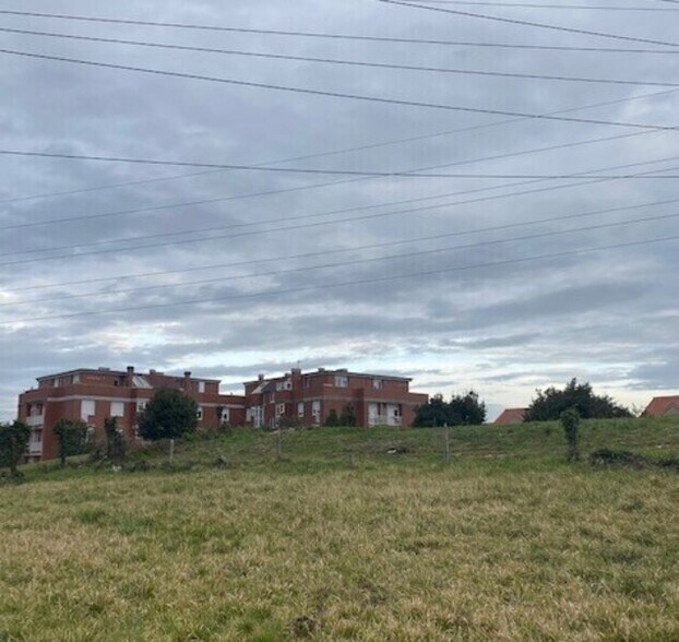 Calle Entrellatas, Santa Cruz de Bezana, Cantabria à vendre - Photo principale – Image 2 sur 12