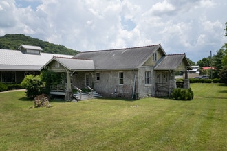 4125 Whites Creek Pike, Whites Creek, TN à louer Photo de l’immeuble– Image 2 sur 6