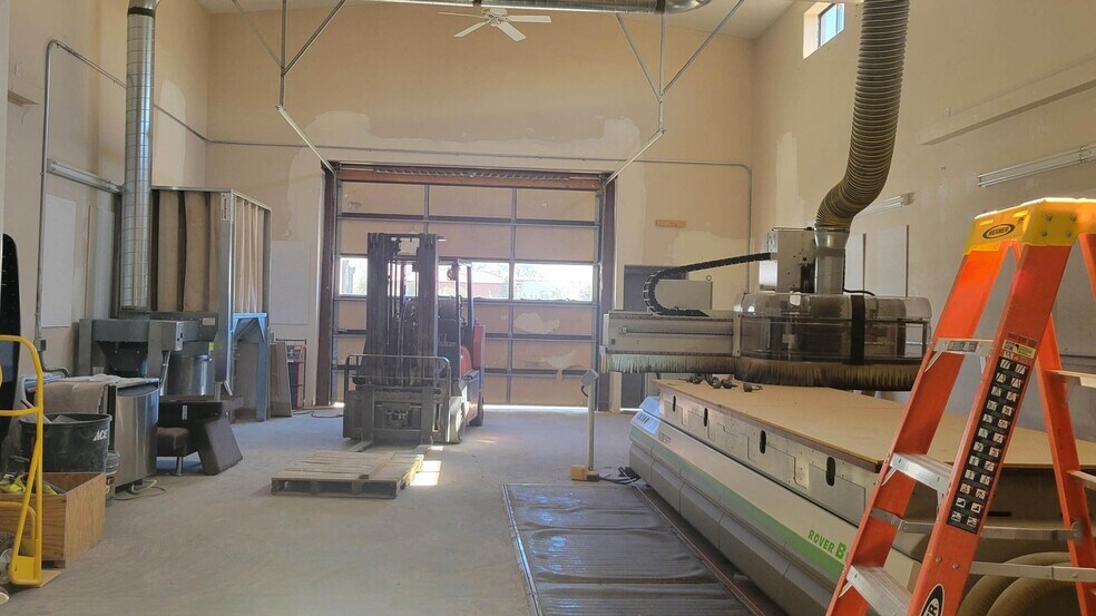 1144 N Airport Rd, Cedar City, UT à louer - Photo de l’immeuble – Image 3 sur 8