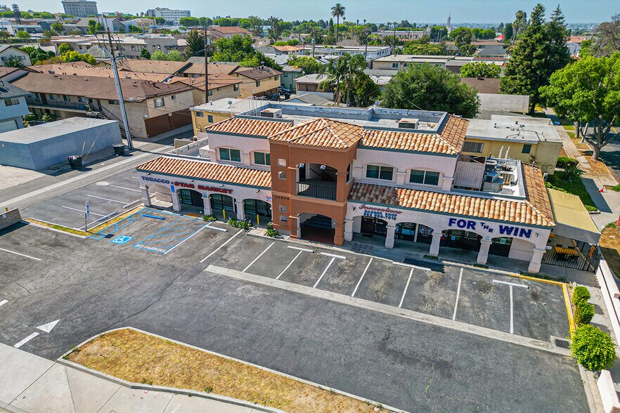 12602 Hadley St, Whittier, CA à vendre - Photo de l’immeuble – Image 3 sur 60
