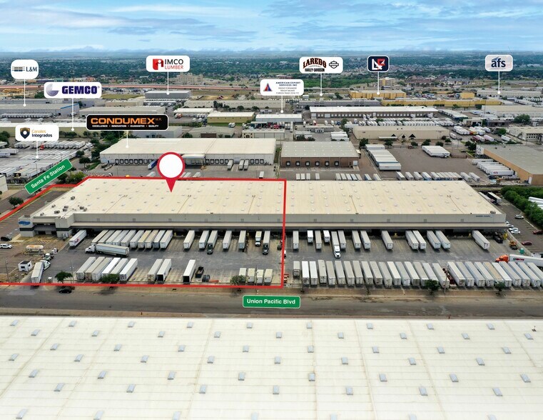 417 Union Pacific Blvd, Laredo, TX à louer - Photo de l’immeuble – Image 1 sur 10