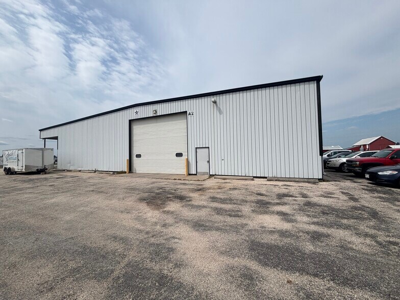 4424 Dickinson Rd, De Pere, WI à vendre - Photo de l’immeuble – Image 2 sur 5