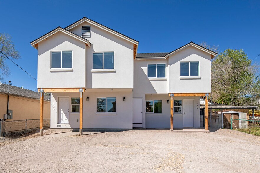 944 Bell St, Reno, NV à vendre - Photo principale – Image 1 sur 1