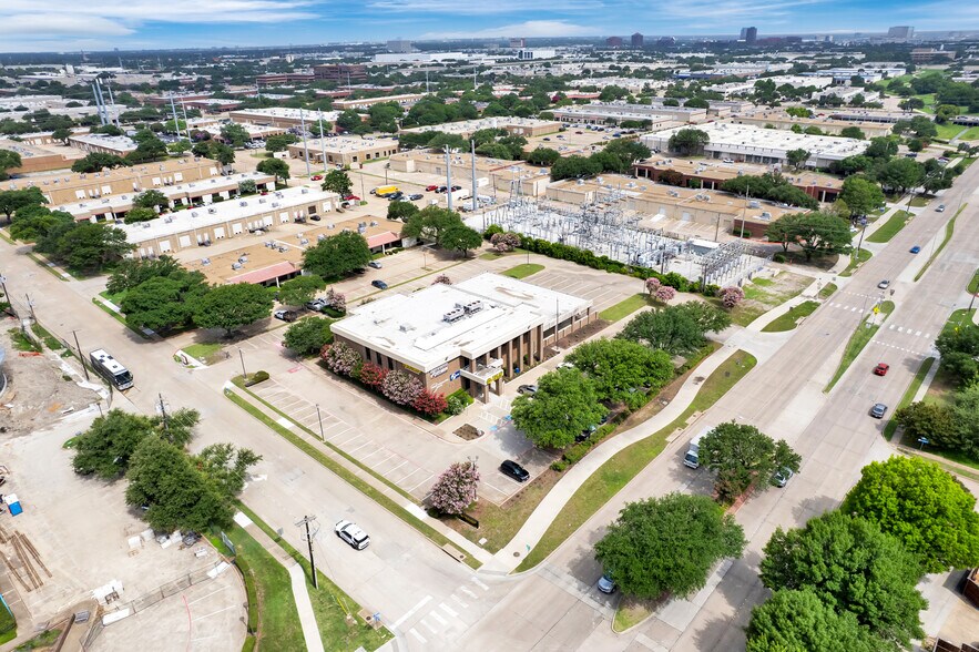 601 N Plano Rd, Richardson, TX à louer - Photo de l’immeuble – Image 3 sur 29