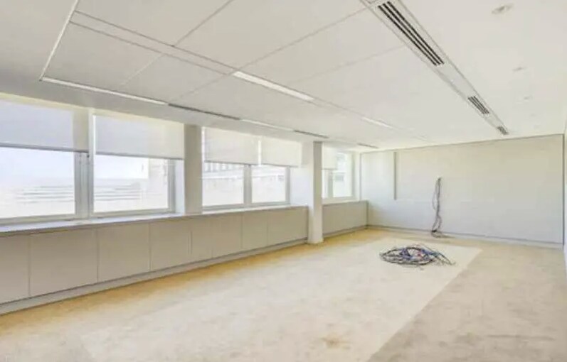 80-106 Boulevard Victor Hugo, Clichy, HDS 92110 - Lot 01 -  - Photo intérieure - Image 1 of 5