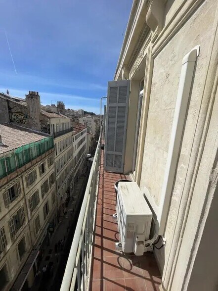 Bureau dans Marseille à louer - Photo de l’immeuble – Image 2 sur 20