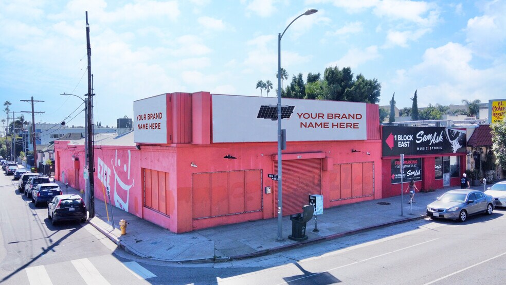 7402 W Sunset Blvd, Los Angeles, CA à louer - Photo de l’immeuble – Image 2 sur 8
