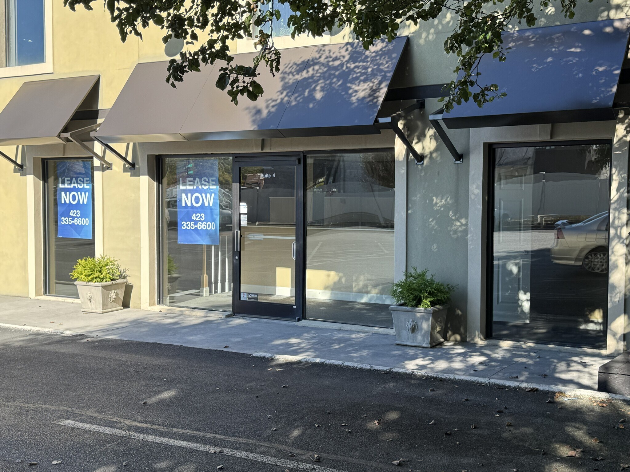 817 W Walnut St, Johnson City, TN à louer Photo de l’immeuble– Image 1 sur 5