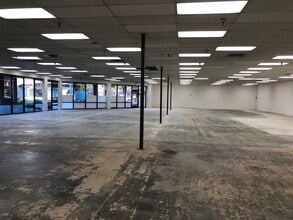 1331 Guerneville Rd, Santa Rosa, CA à louer Photo intérieure– Image 2 sur 8