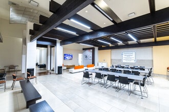 350 Fellowship Rd, Mount Laurel, NJ à louer Photo intérieure– Image 2 sur 7