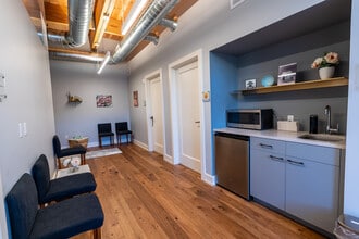 307 Bloomfield Ave, Caldwell, NJ à louer Photo intérieure– Image 2 sur 2