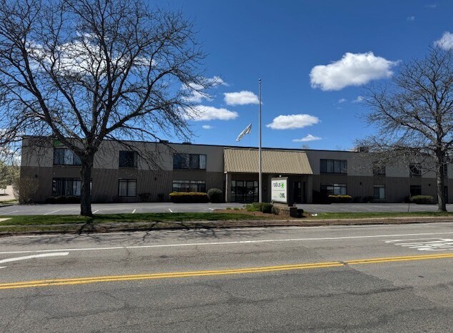 160-180 Weymouth St, Rockland, MA à louer - Photo de l’immeuble – Image 2 sur 12