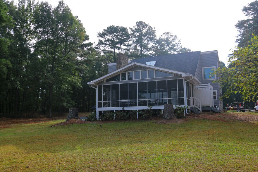1209 Iris Lake Rd, McDonough, GA à vendre - Photo de l’immeuble – Image 2 sur 18