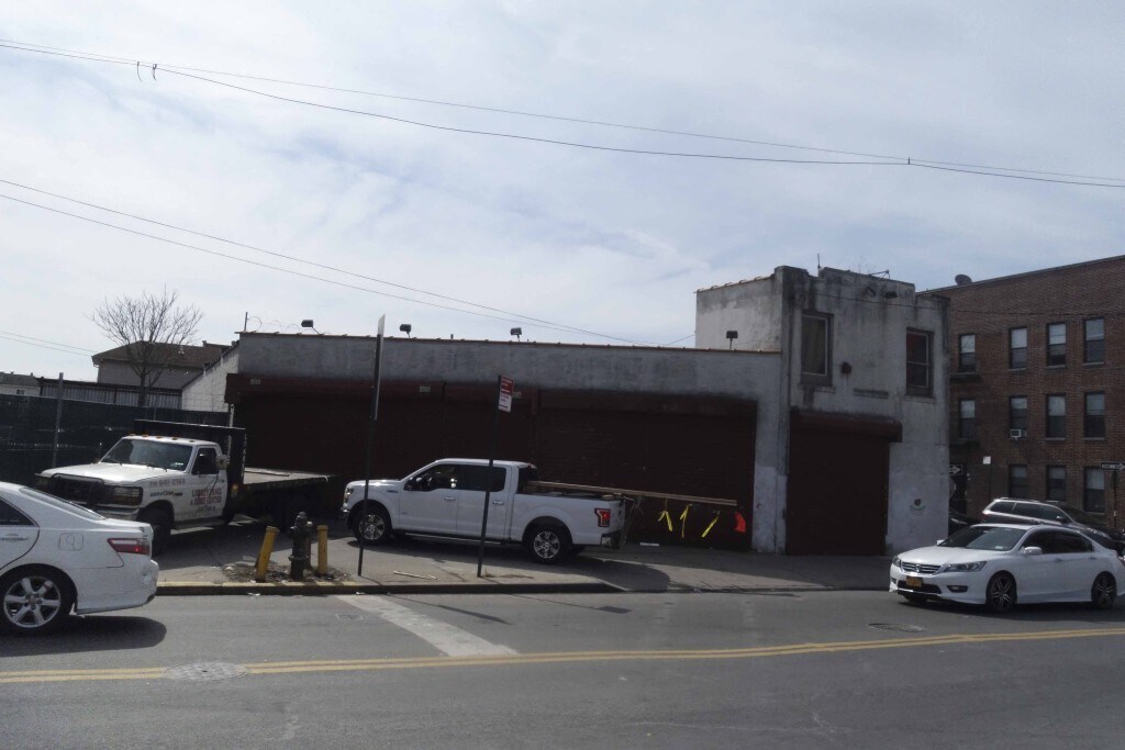 984 Liberty Ave, Brooklyn, NY à vendre Photo principale– Image 1 sur 4