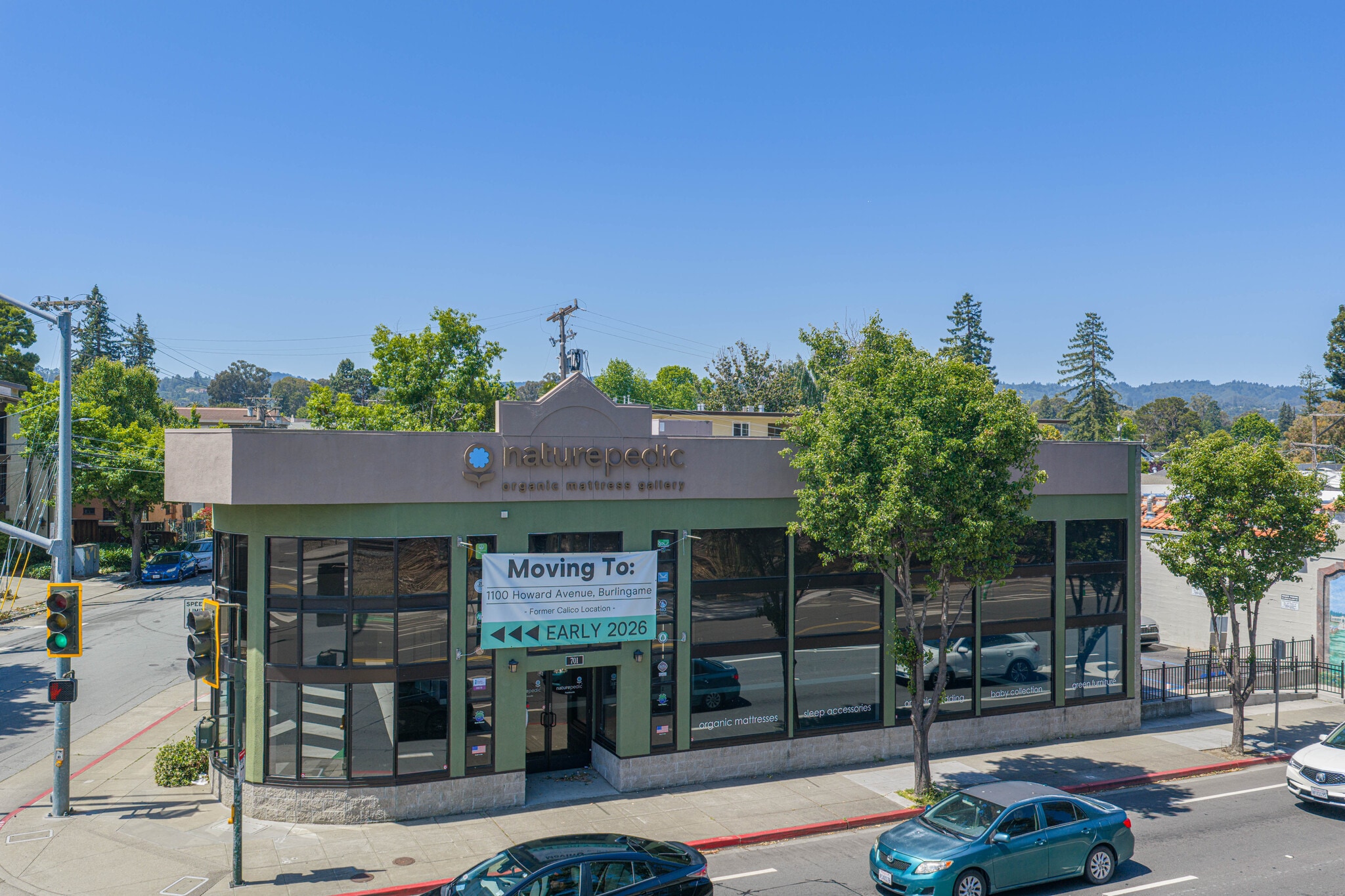 701 California Dr, Burlingame, CA à louer Photo intérieure– Image 1 sur 23