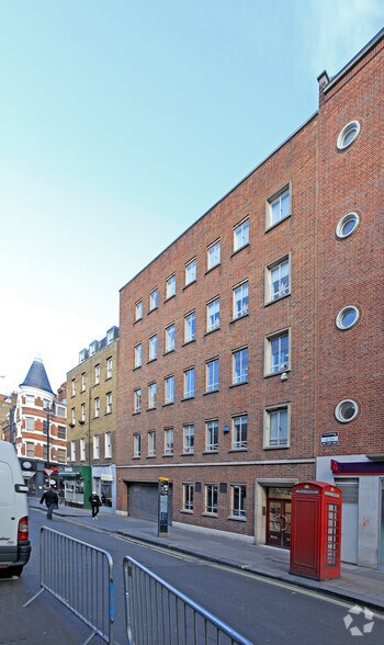 13-14 Dean St, Londres à louer - Photo de l’immeuble – Image 2 sur 6