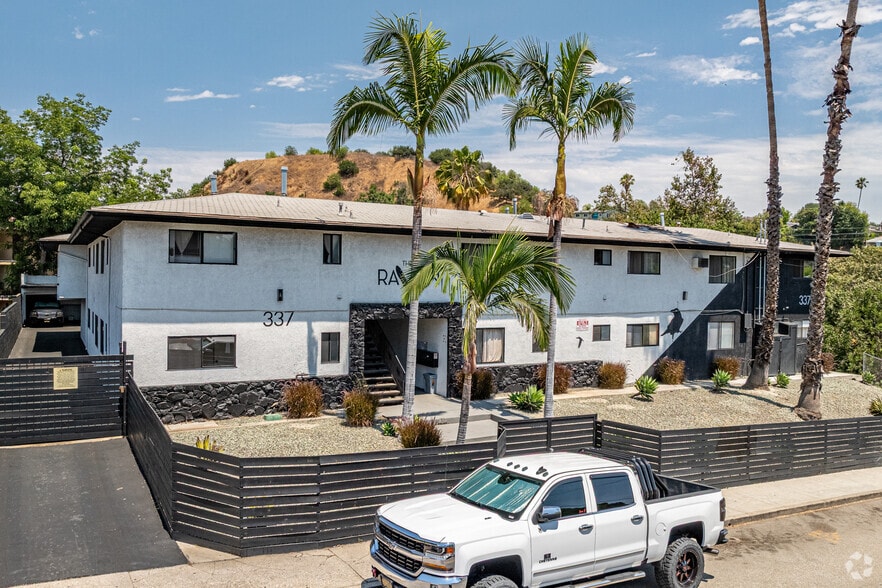 337 S Avenue 60, Los Angeles, CA à vendre - Photo de l’immeuble – Image 2 sur 20
