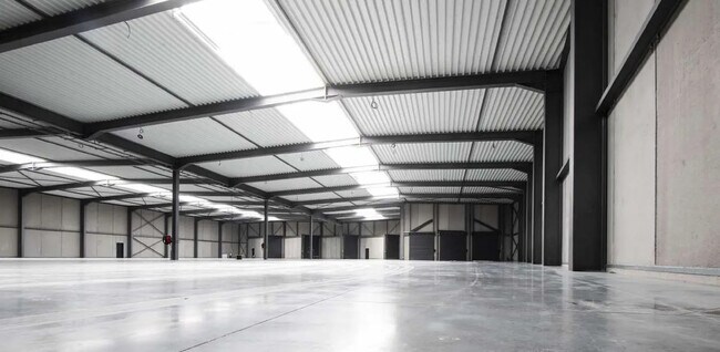 Plus de détails pour Bureau, Industriel/Logistique à louer