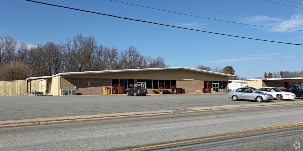 1604 S Main St, Lexington, NC à vendre - Photo de l’immeuble – Image 3 sur 9