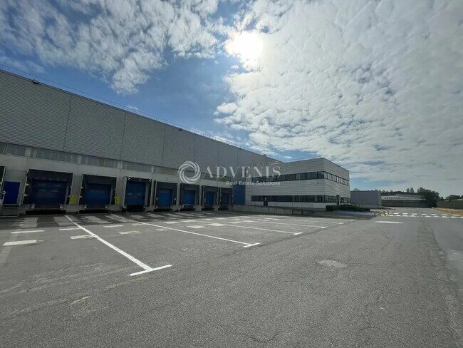Plus de détails pour Industriel/Logistique à louer