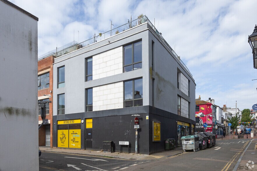 23 Gloucester Rd, Brighton à vendre - Photo de l’immeuble – Image 2 sur 2