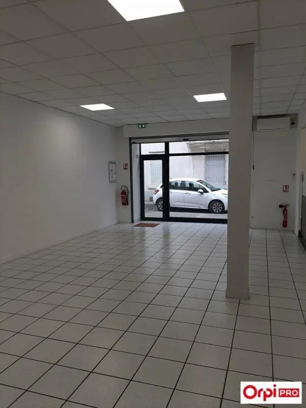Local commercial dans Valence à louer Photo intérieure– Image 1 sur 5